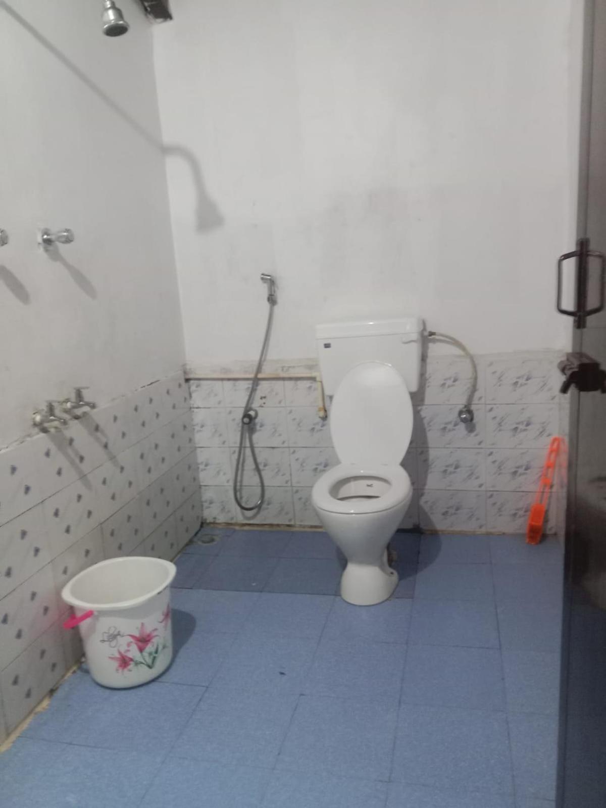Sandy Holiday Home 5 Bhk Ooty Buitenkant foto